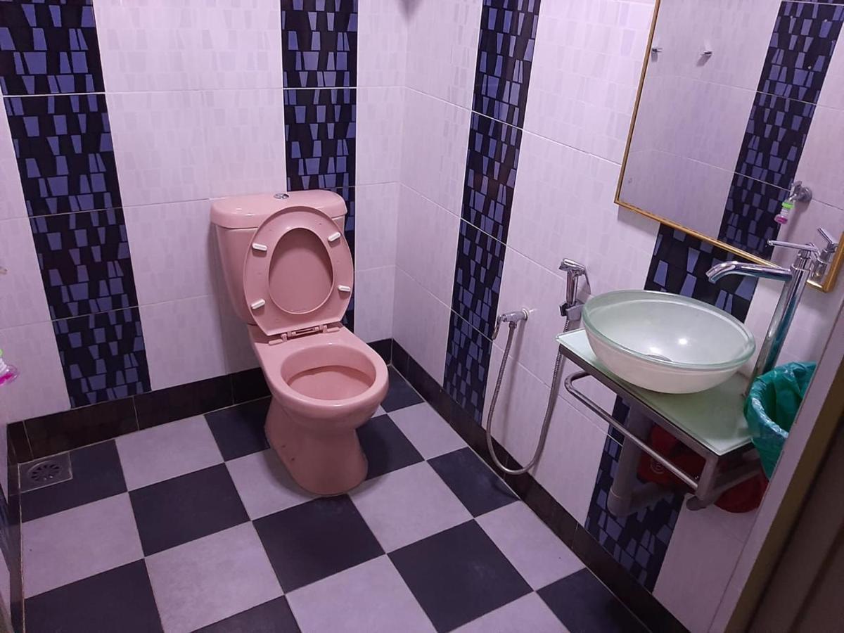 Twin Castle Homestay Куала Пила Екстериор снимка