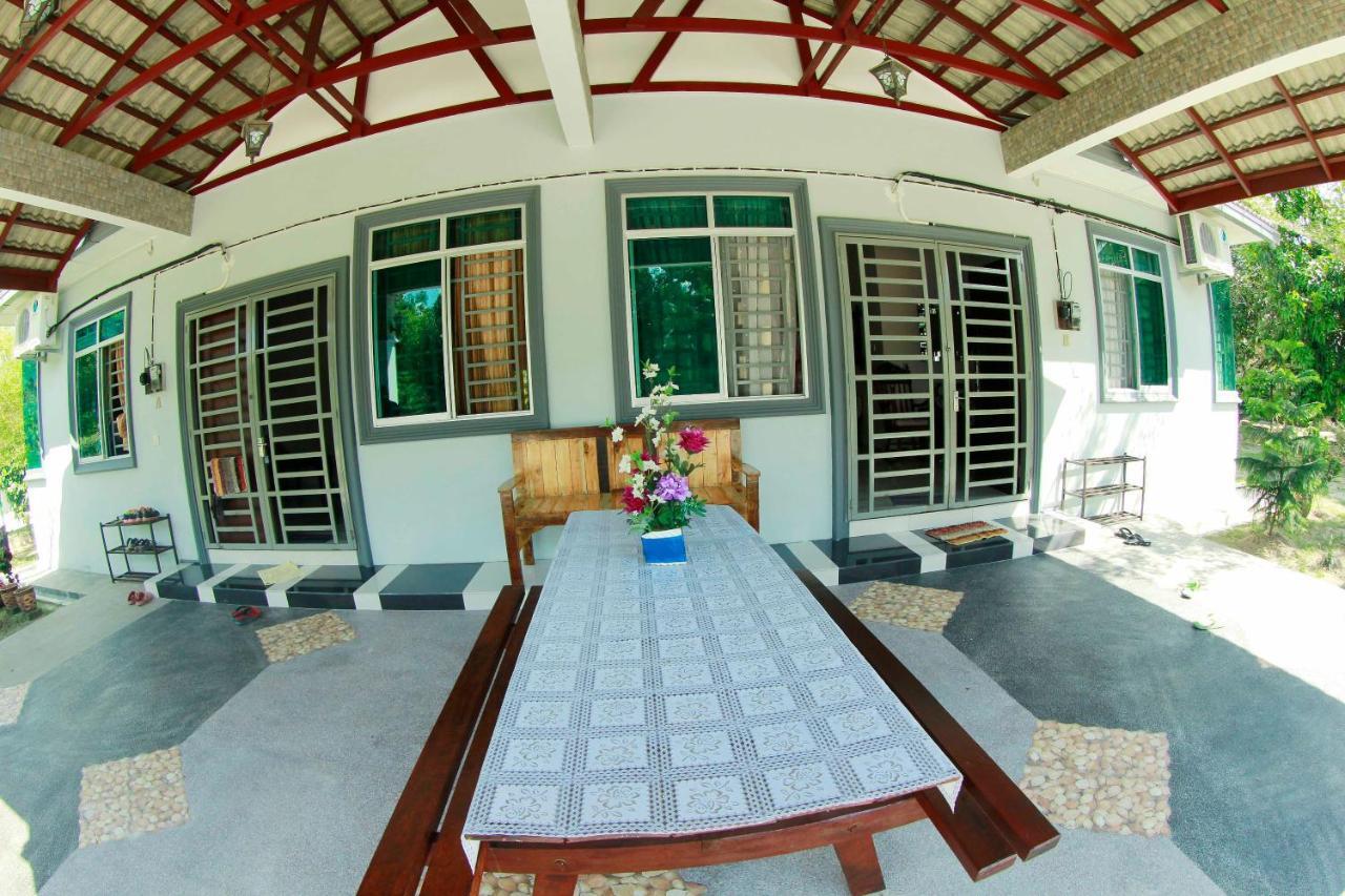 Twin Castle Homestay Куала Пила Екстериор снимка